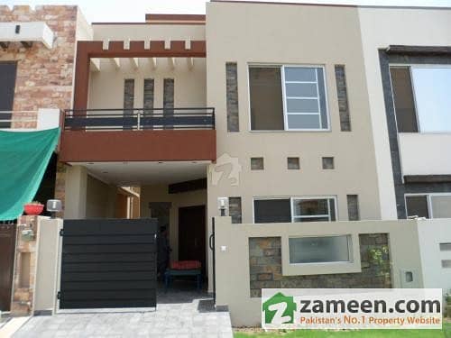 6 Marla Mazhar Muneer Design Stylish House For Sale