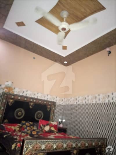 احمد ہاؤسنگ سوسائٹی لاہور میں 3 کمروں کا 3 مرلہ مکان 30 ہزار میں کرایہ پر دستیاب ہے۔