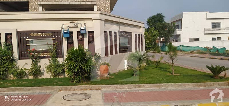 A 1 Kanal  Corner 2 Gate House For Sale In Phase 7 Bahria Town Rawalpindi