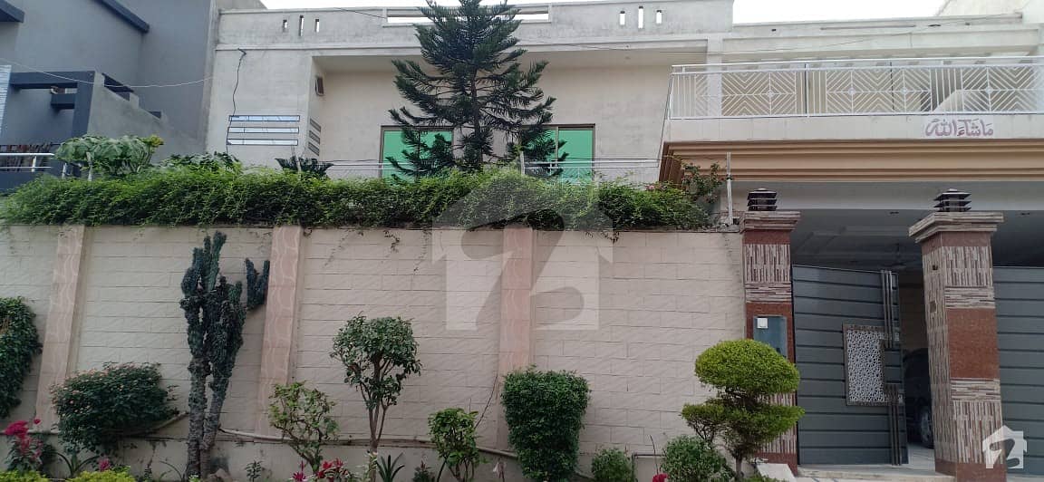 آرکیٹیکٹس انجنیئرز ہاؤسنگ سوسائٹی لاہور میں 5 کمروں کا 1 کنال مکان 3 کروڑ میں برائے فروخت۔