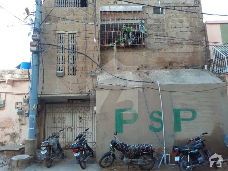 کورنگی کراچی میں 8 کمروں کا 5 مرلہ مکان 1.4 کروڑ میں برائے فروخت۔