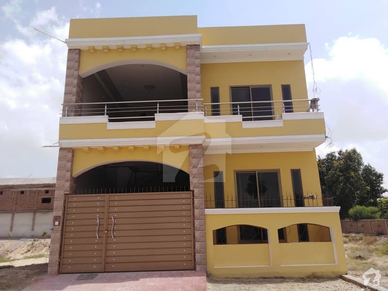 گلبرگ کمرشل بہاولپور یزمان روڈ بہاولپور میں 4 کمروں کا 5 مرلہ مکان 90 لاکھ میں برائے فروخت۔