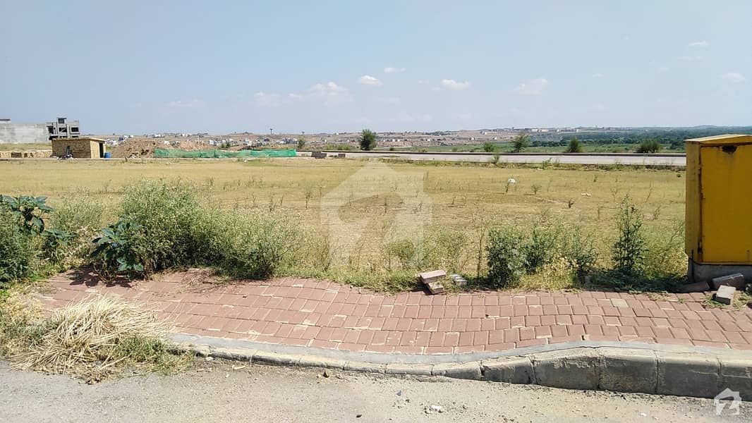 Spectacular 38 Marla Plot For Sale In A1 Sector Bahria Town Phase 8