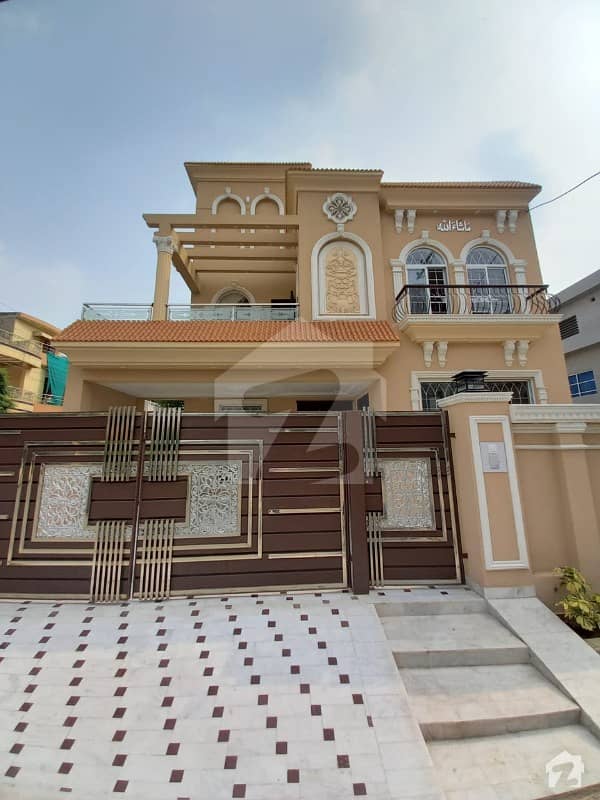 Brand New 10 Marla Spanish House For Sale