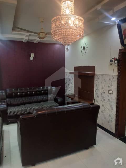 بحریہ ٹاؤن سیکٹر B بحریہ ٹاؤن لاہور میں 3 کمروں کا 5 مرلہ مکان 43 ہزار میں کرایہ پر دستیاب ہے۔
