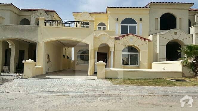 4 Beds Villa 13 Marla Size For Sale