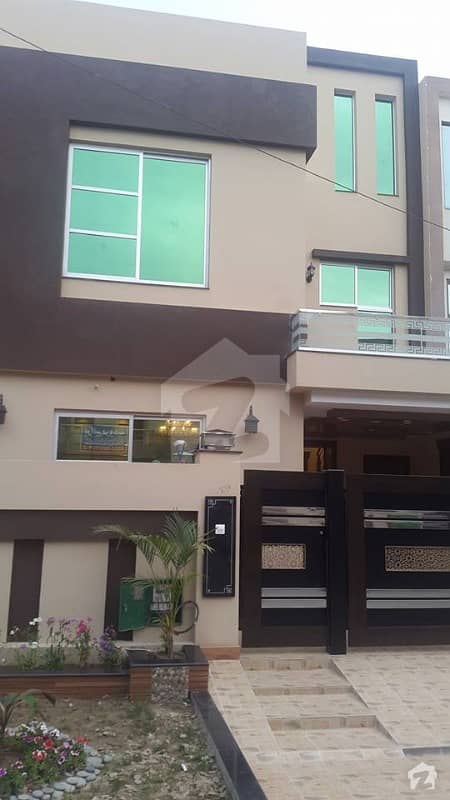 5 Marla Lavish House  For Rent  In Dha Defence 9 Town E Block