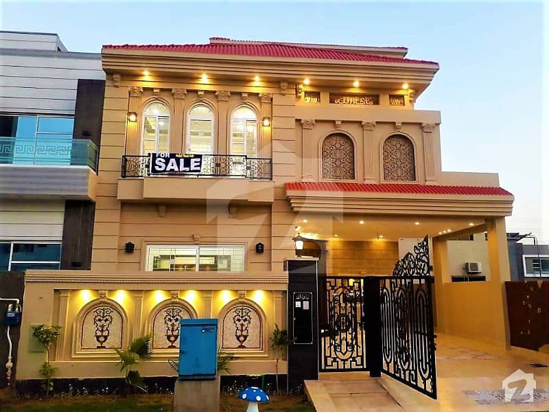 ڈی ایچ اے 11 رہبر فیز 1 ڈی ایچ اے 11 رہبر لاہور میں 4 کمروں کا 10 مرلہ مکان 2.65 کروڑ میں برائے فروخت۔