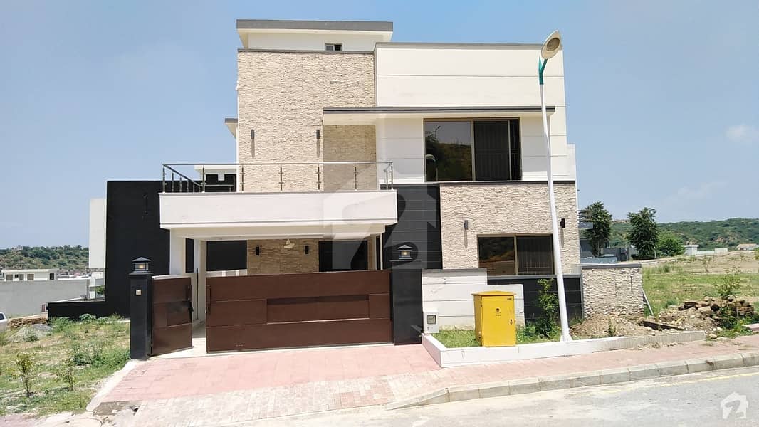 Beautiful Double Unit House In Bahria Town
