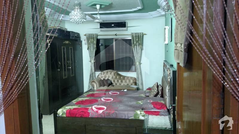 بریٹو روڈ کراچی میں 3 کمروں کا 7 مرلہ فلیٹ 1.1 کروڑ میں برائے فروخت۔