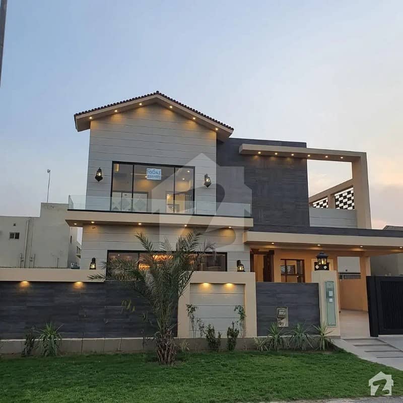 1 Kanal Luxurious Bungalow For Sale In Dha Defence Phase  6 E Block