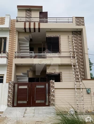 صادقہ آباد راولپنڈی میں 4 کمروں کا 5 مرلہ مکان 1.3 کروڑ میں برائے فروخت۔