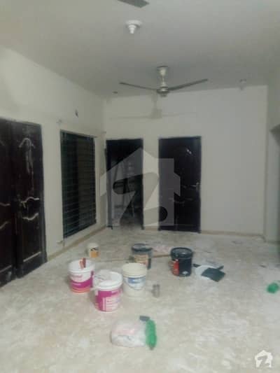 1 Kanal Upper Portion Available For Rent 1 Kanal Upper Portion Available For Rent