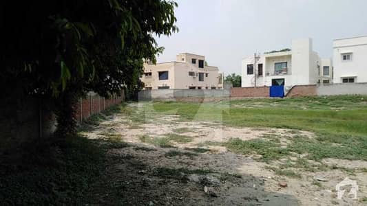 بحریہ ٹاؤن ۔ بابر بلاک بحریہ ٹاؤن سیکٹر A بحریہ ٹاؤن لاہور میں 4.5 کنال رہائشی پلاٹ 4.5 کروڑ میں برائے فروخت۔ بحریہ ٹاؤن ۔ بابر بلاک بحریہ ٹاؤن سیکٹر A بحریہ ٹاؤن لاہور میں 4.5 کنال رہائشی پلاٹ 4.5 کروڑ میں برائے فروخت۔