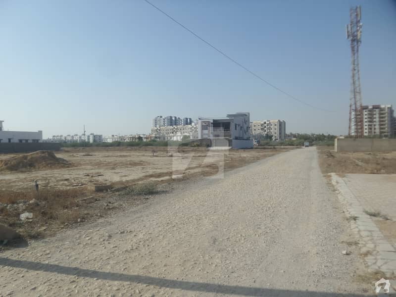 100 Sq Yards Commercial Plot For Sale In Gulshan E Roomi
