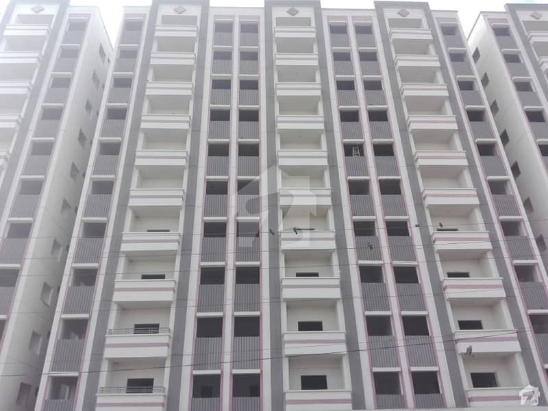 شاز ریزیڈنسی گلشنِ اقبال ٹاؤن کراچی میں 2 کمروں کا 3 مرلہ فلیٹ 53.6 لاکھ میں برائے فروخت۔