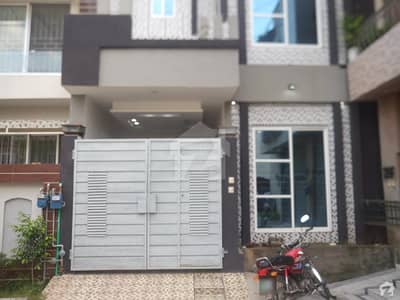 Here Is A Good Opportunity To Live In A Well Built House Here Is A Good Opportunity To Live In A Well Built House