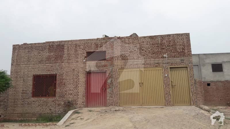 قادر پور ران ملتان میں 9 کمروں کا 15 مرلہ مکان 3 کروڑ میں برائے فروخت۔