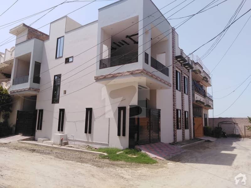 علامہ اقبال ٹاؤن بہاولپور میں 3 کمروں کا 3 مرلہ مکان 72 لاکھ میں برائے فروخت۔