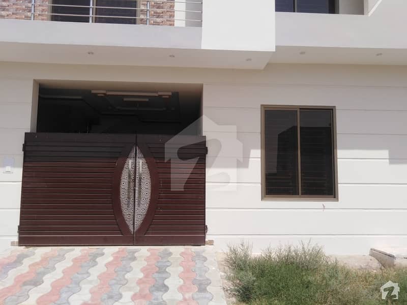 علامہ اقبال ٹاؤن بہاولپور میں 3 کمروں کا 4 مرلہ مکان 75 لاکھ میں برائے فروخت۔