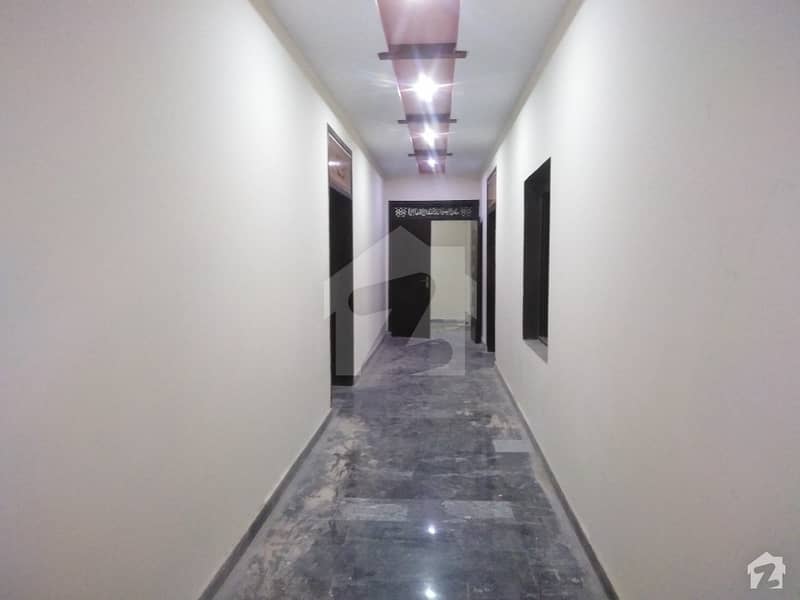 ملتان روڈ لاہور میں 2 کمروں کا 3 مرلہ فلیٹ 20 ہزار میں کرایہ پر دستیاب ہے۔