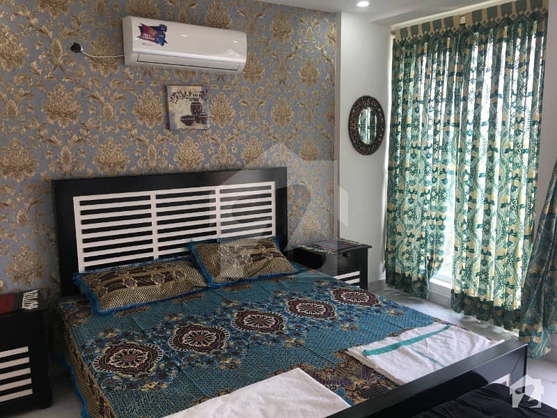 ONE BED STUDIO APARTMENT FLAT 247 LIFT  FOR RENT IN BAHRIA TOWN LAHORE