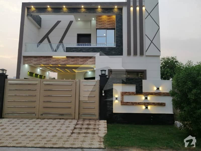 A Nicely Build 10 Marla Brand New Double Storey Luxury House Is Available For Sale