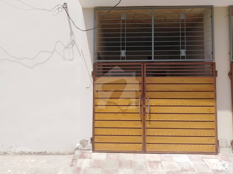 حمزہ ٹاؤن بہاولپور میں 3 کمروں کا 4 مرلہ مکان 42 لاکھ میں برائے فروخت۔