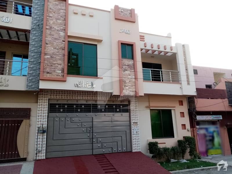 Triple Storey House For Sale In Farid Town Sahiwal