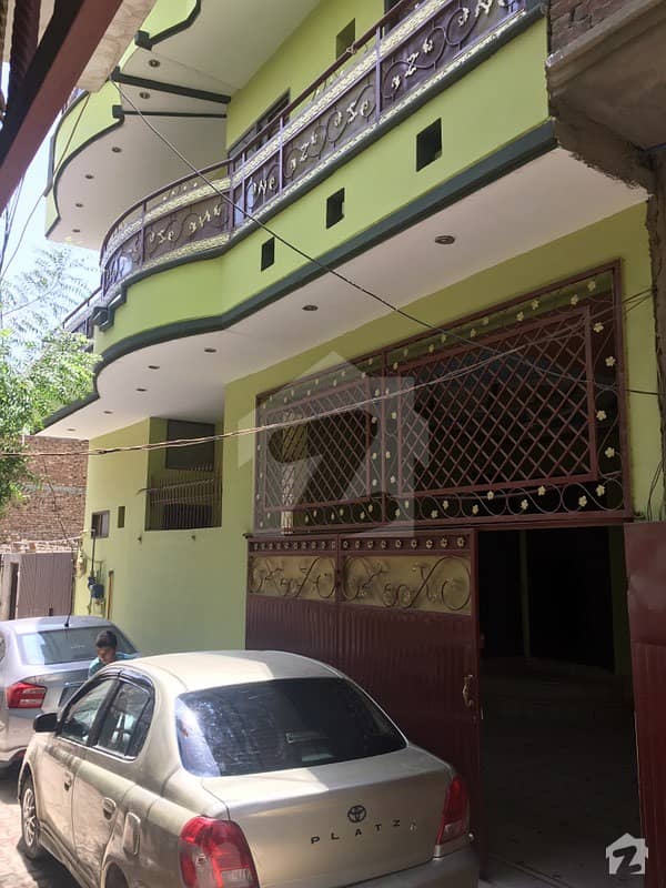 ایم ڈی اے چوک ملتان میں 7 کمروں کا 7 مرلہ مکان 90 لاکھ میں برائے فروخت۔
