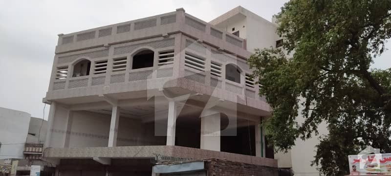 Commercial Building For Sale Near Bund To Road Gulshan Ravi