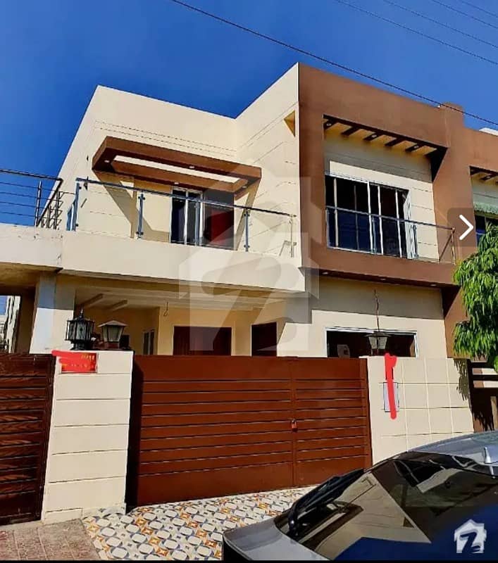 7.5 Marla Brand New Solid Designer House At Hot Location