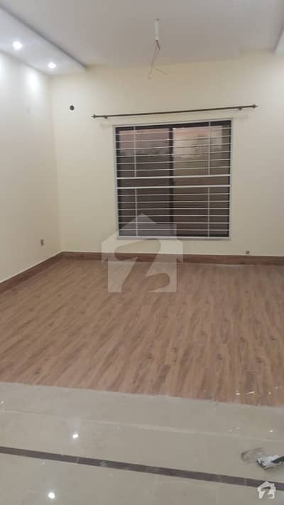 10 Marla Upper Portion For Rent In Gulbahar Block Bahria Town Lahore