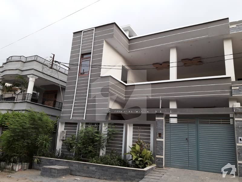 Brand New 6 Bedroom Double Storey 2 Unit 300 Square Yard Bungalow Is Available For Sale At Gulistanejohar Block 14