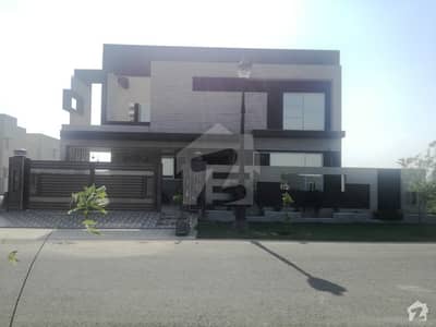 1 Kanal Brand New House Near To Park Available For Sale In Lake City Sector M3 1 Kanal Brand New House Near To Park Available For Sale In Lake City Sector M3