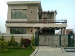 Punjab Society - 10 Marla Slightly Used Attractive Bungalow In 130 Lac