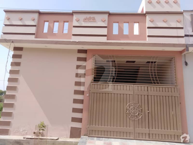 رفیع قمر روڈ بہاولپور میں 3 کمروں کا 5 مرلہ مکان 50 لاکھ میں برائے فروخت۔
