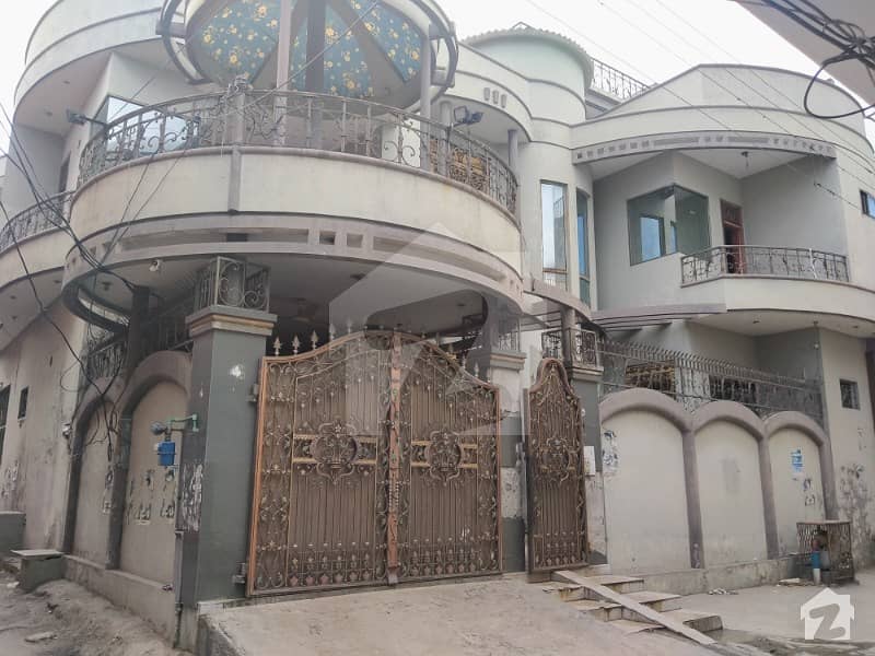 شاہین آباد گوجرانوالہ میں 6 کمروں کا 9 مرلہ مکان 1.8 کروڑ میں برائے فروخت۔