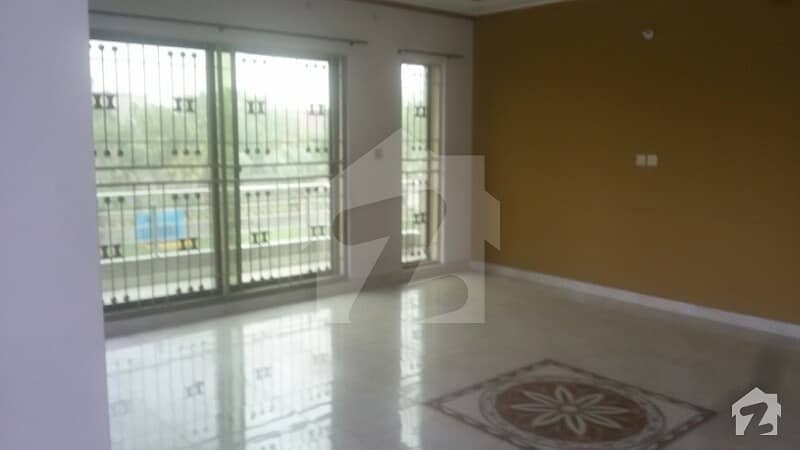 Beautiful House 3 Beds Upper Portion Available Iqbal Avenue Phase  Lahore