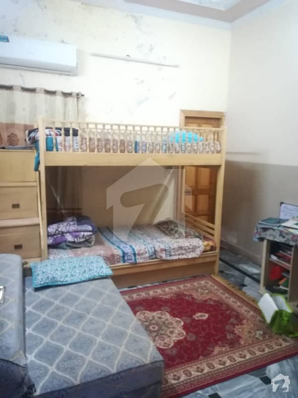 ڈھوک کشمیریاں راولپنڈی میں 6 کمروں کا 5 مرلہ مکان 2 کروڑ میں برائے فروخت۔