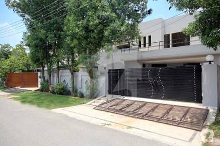 1 Kanal 7 Bed House With Basement For Rent In Phase Iii Dha 1 Kanal 7 Bed House With Basement For Rent In Phase Iii Dha