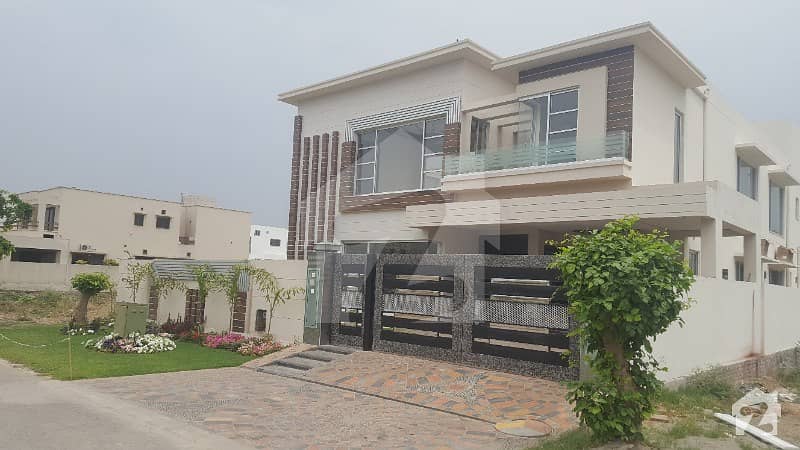 One Kanal Brand New Luxury House For Sale Near Park Commercial Dha Main Office