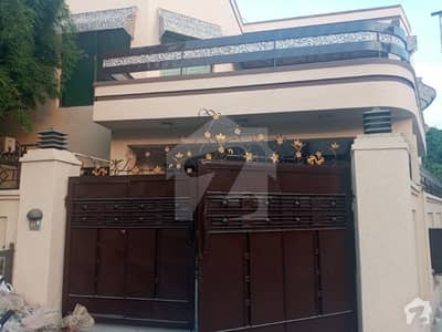 Double Unit Corner House For Sale In Prime Location Double Unit Corner House For Sale In Prime Location