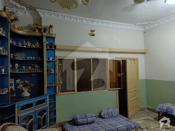ورسک روڈ پشاور میں 6 کمروں کا 10 مرلہ مکان 38 ہزار میں کرایہ پر دستیاب ہے۔