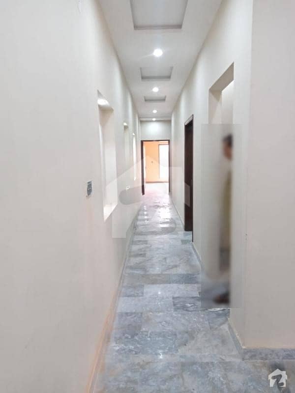 آرکیٹیکٹس انجنیئرز ہاؤسنگ سوسائٹی لاہور میں 5 کمروں کا 10 مرلہ مکان 80 ہزار میں کرایہ پر دستیاب ہے۔