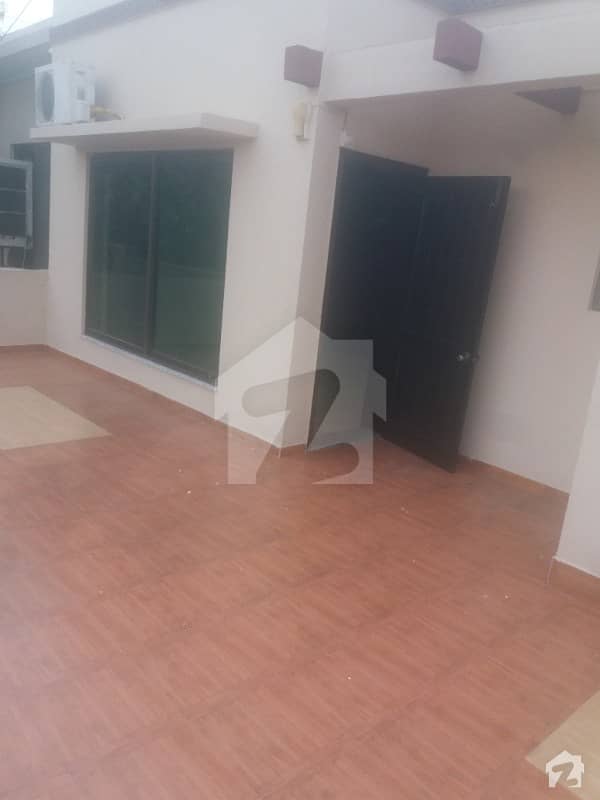 10 Marla Beautiful House For Rent In Dha Phase 4