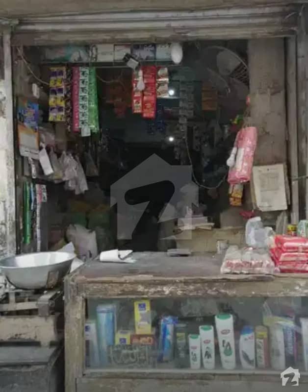 ساندہ روڈ لاہور میں 2 مرلہ دکان 70 لاکھ میں برائے فروخت۔