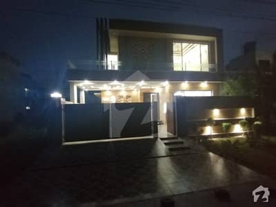 10 Marla Brand New House For Sale 10 Marla Brand New House For Sale