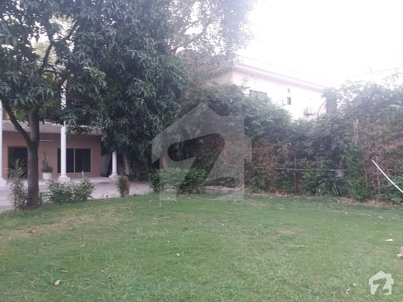 4 Kanal House Is Available For Sale On Upper Mall Lahore