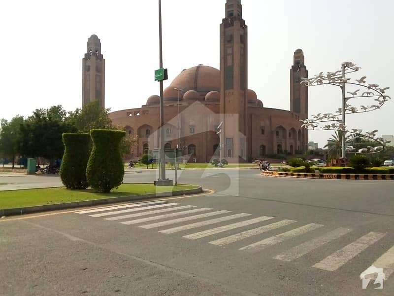 بحریہ ٹاؤن - توحید بلاک بحریہ ٹاؤن ۔ سیکٹر ایف بحریہ ٹاؤن لاہور میں 10 مرلہ رہائشی پلاٹ 63 لاکھ میں برائے فروخت۔